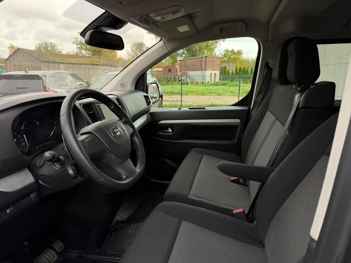TOYOTA PROACE VERSO