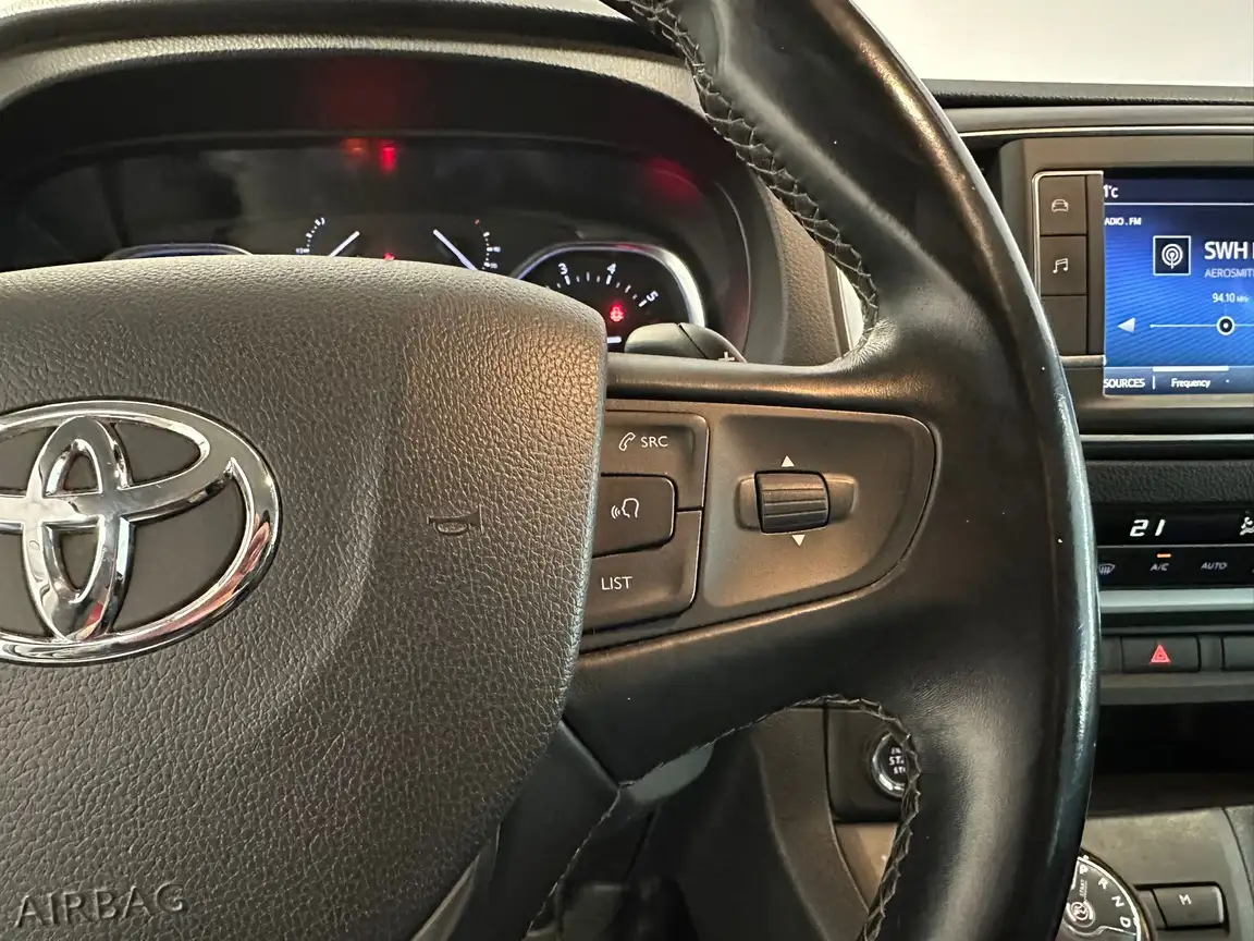 TOYOTA PROACE VERSO