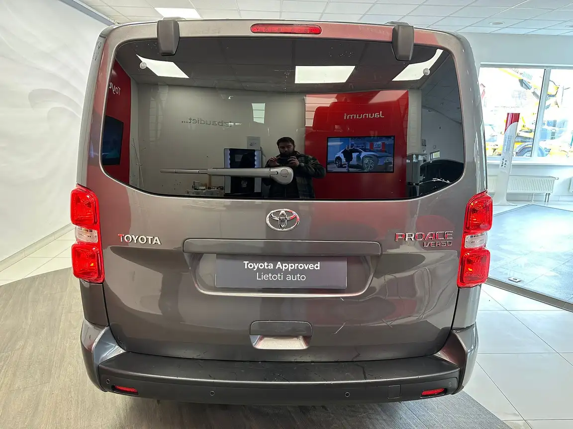 TOYOTA PROACE VERSO
