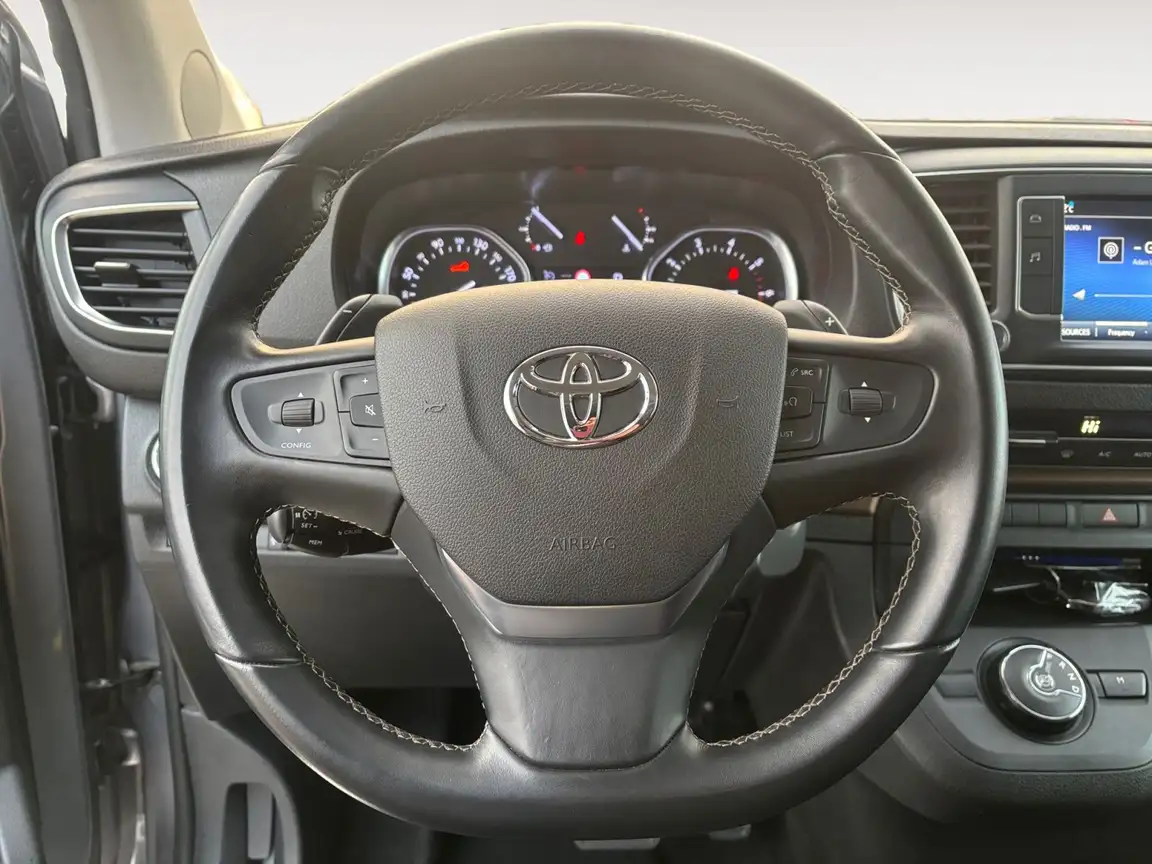 TOYOTA PROACE VERSO