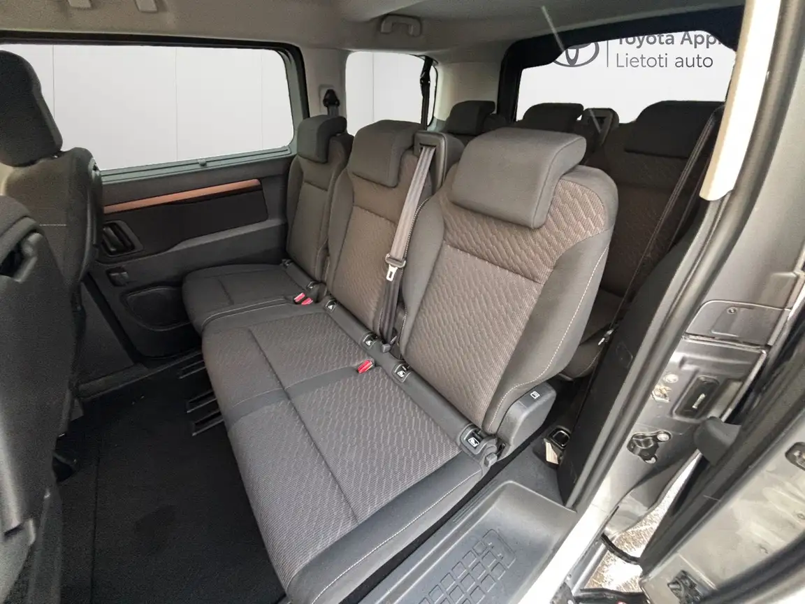 TOYOTA PROACE VERSO