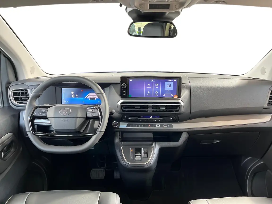 TOYOTA PROACE VERSO