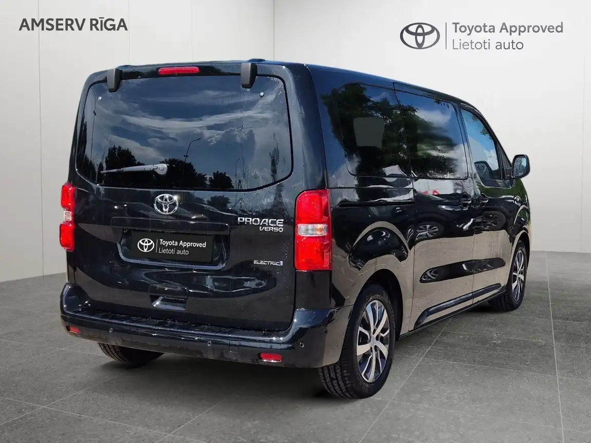 TOYOTA PROACE VERSO