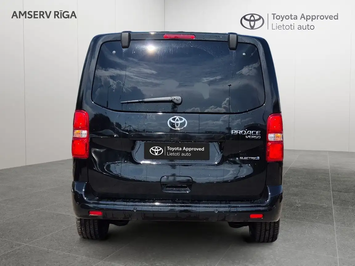 TOYOTA PROACE VERSO