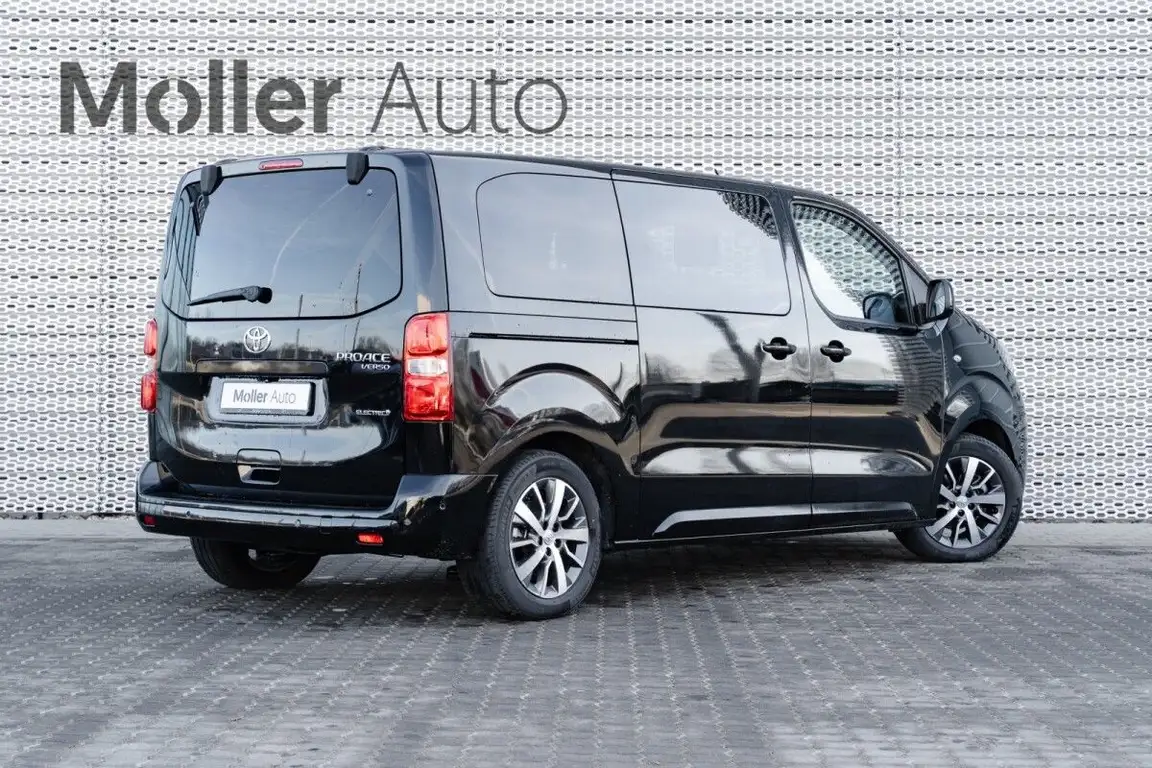TOYOTA PROACE VERSO