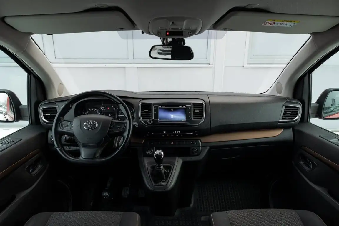 TOYOTA PROACE VERSO