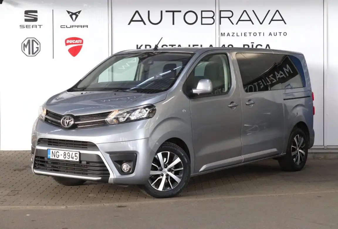 TOYOTA PROACE VERSO