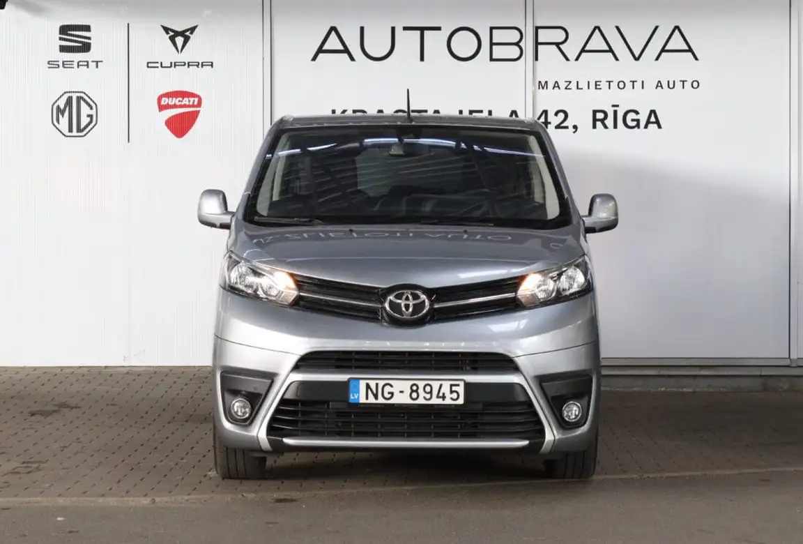 TOYOTA PROACE VERSO