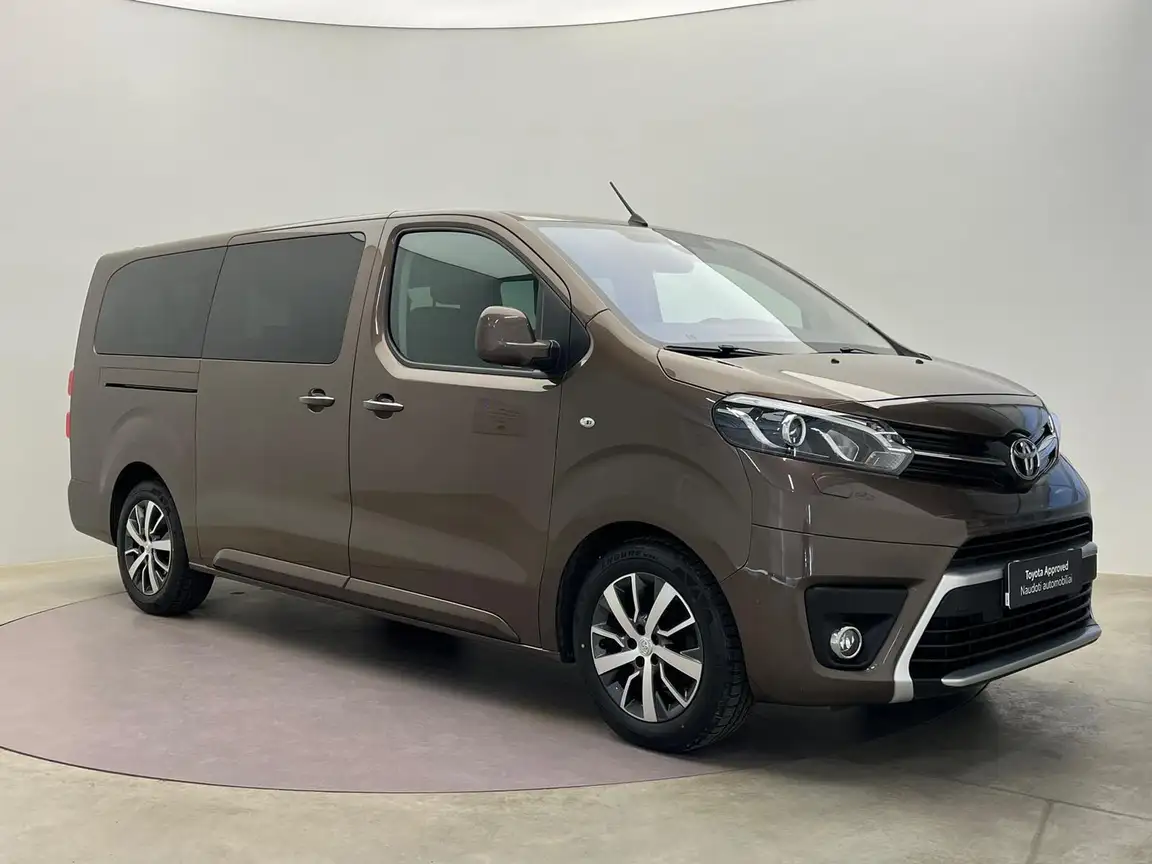 TOYOTA PROACE VERSO