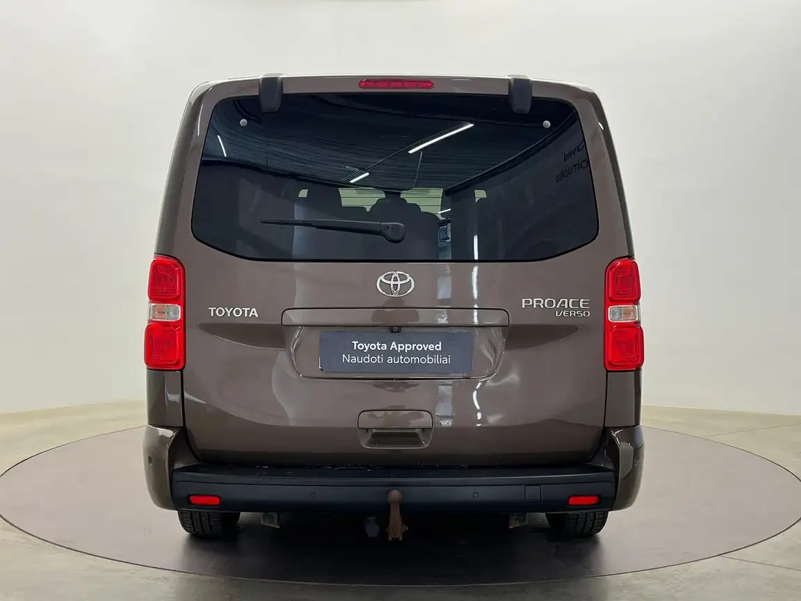 TOYOTA PROACE VERSO