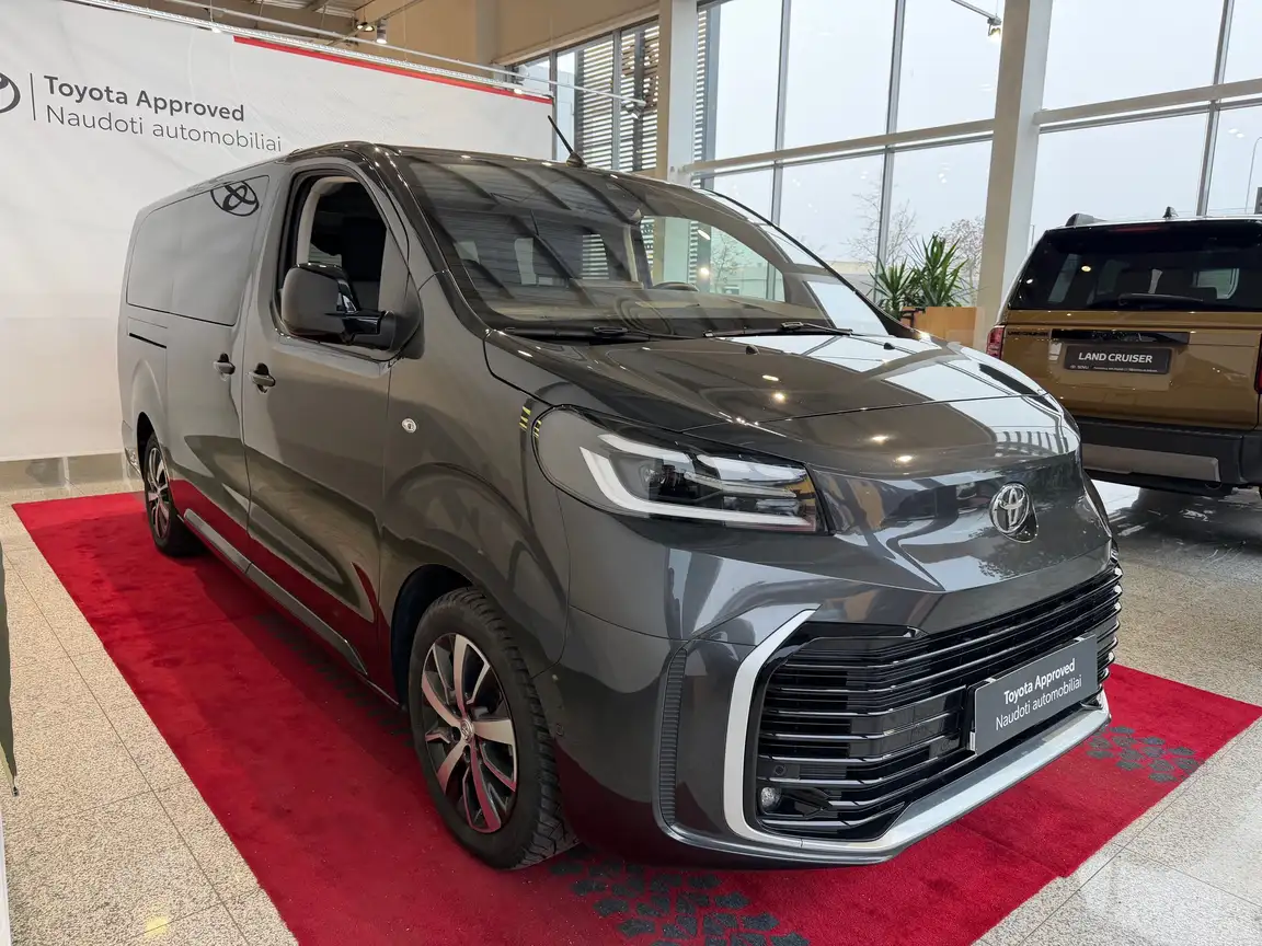 TOYOTA PROACE VERSO