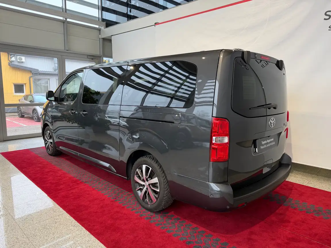 TOYOTA PROACE VERSO