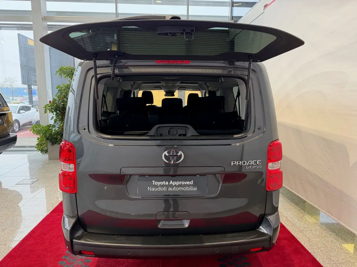 TOYOTA PROACE VERSO