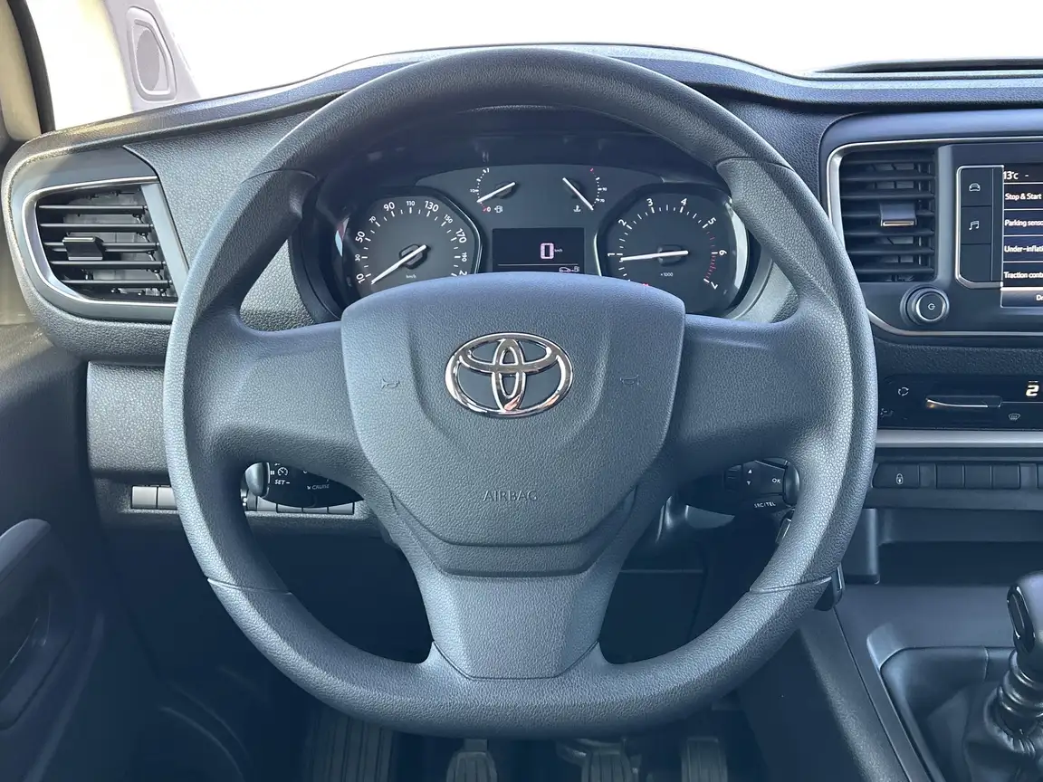 TOYOTA PROACE VERSO