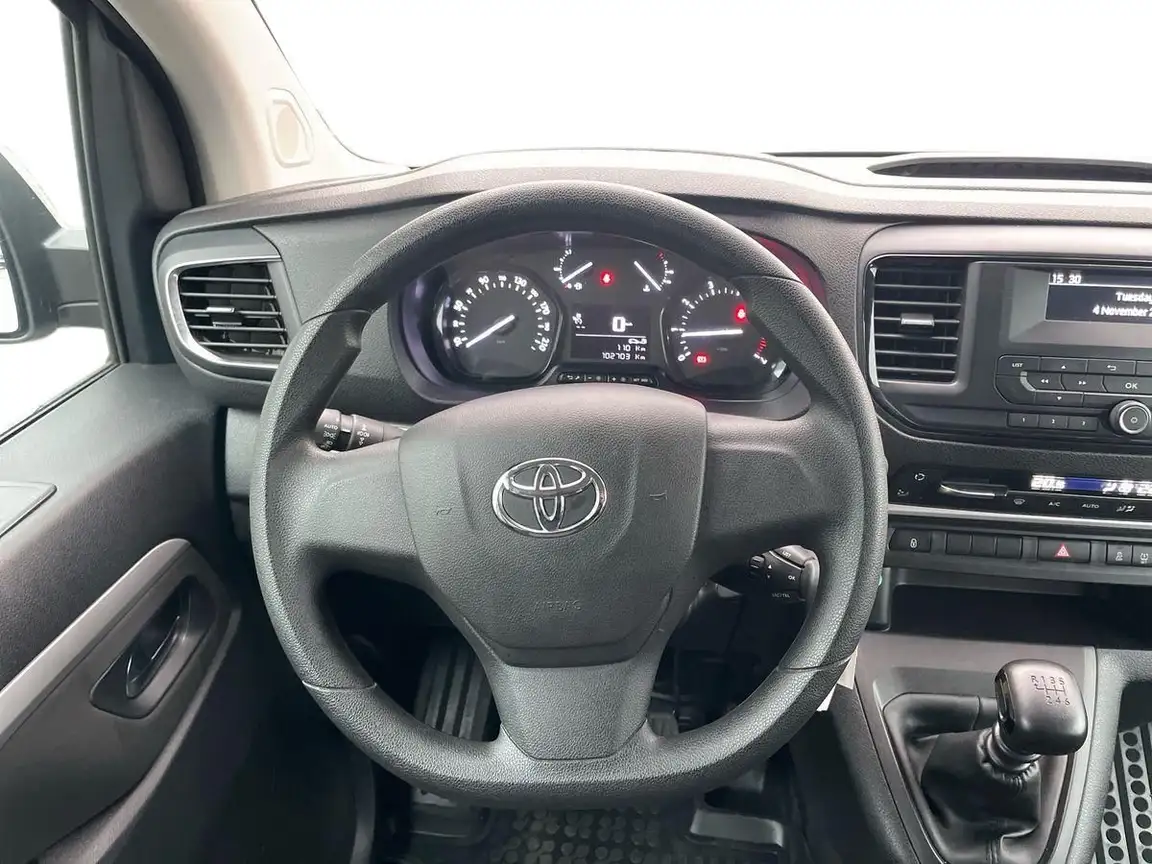 TOYOTA PROACE VERSO