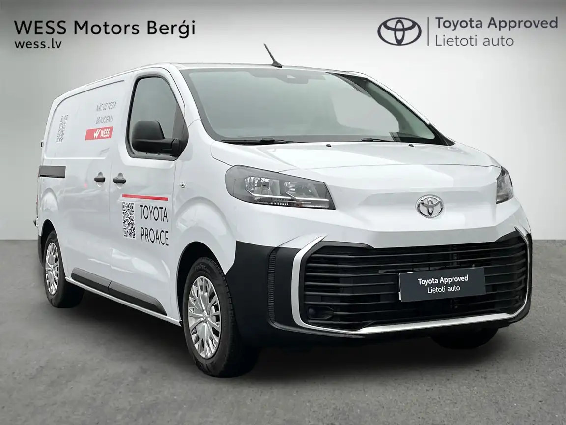 TOYOTA PROACE