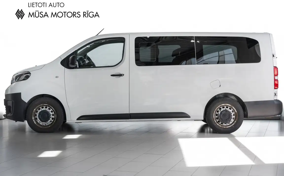TOYOTA PROACE