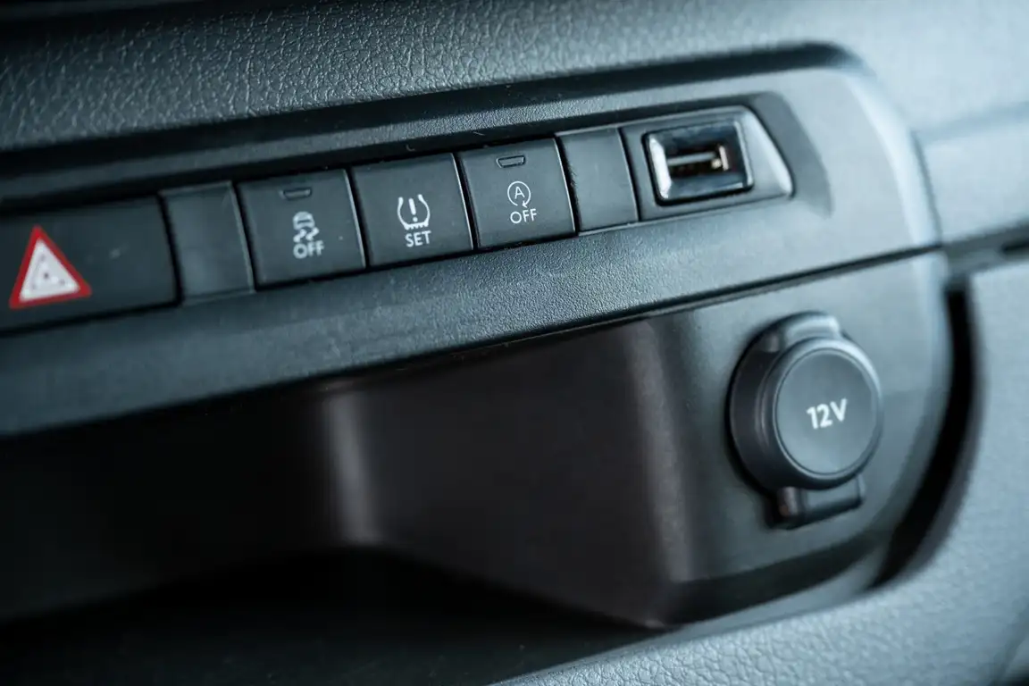 TOYOTA PROACE