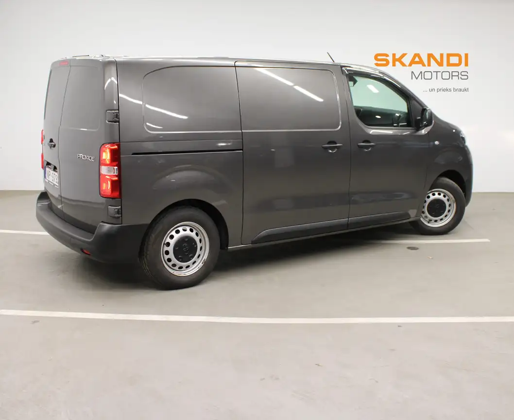 TOYOTA PROACE