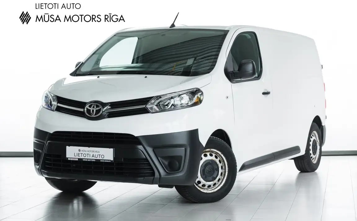 TOYOTA PROACE