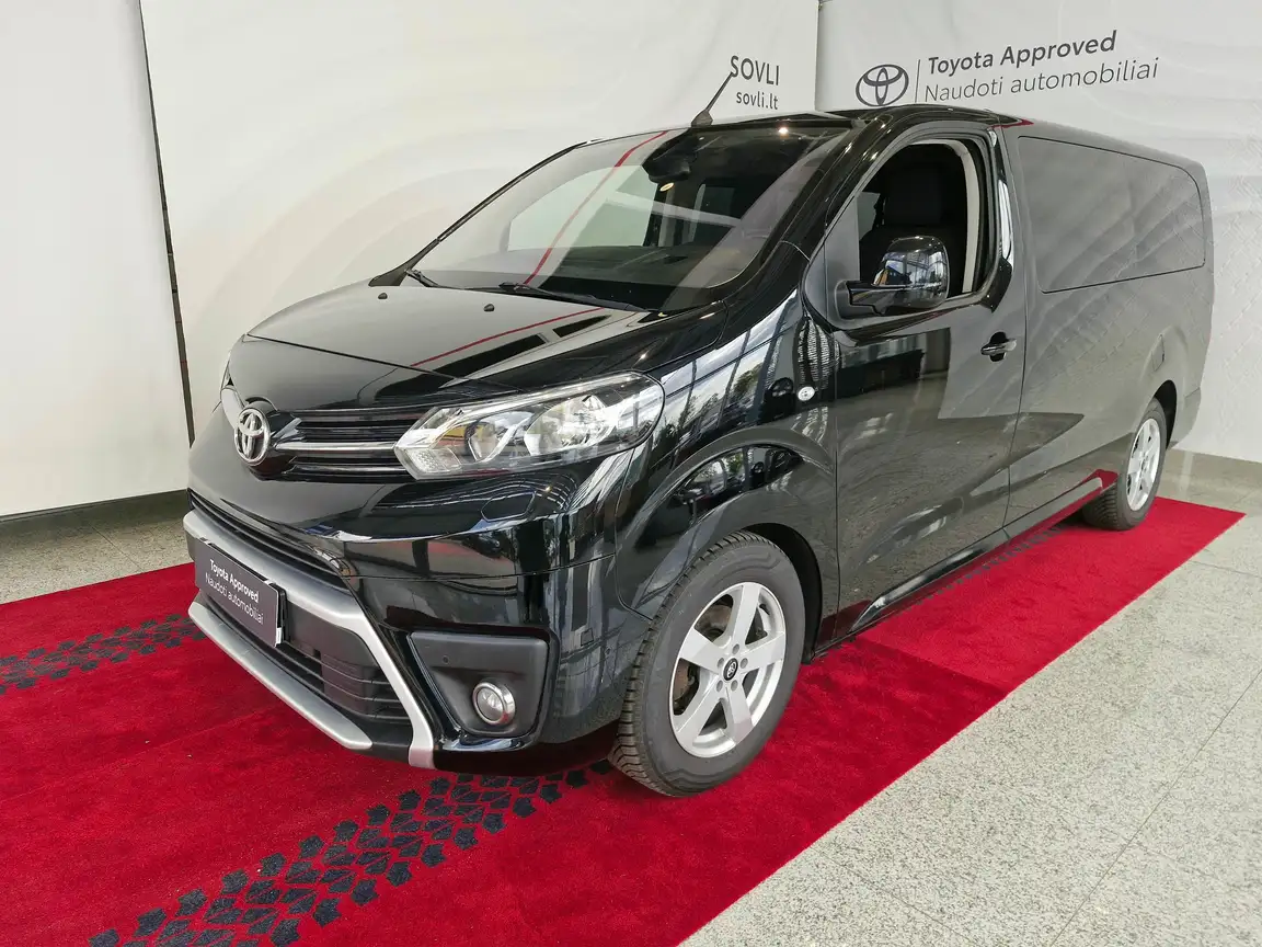 TOYOTA PROACE