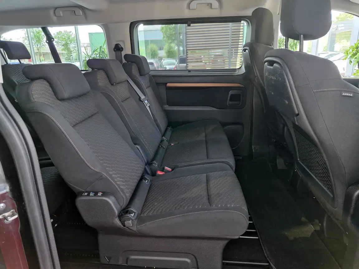 TOYOTA PROACE