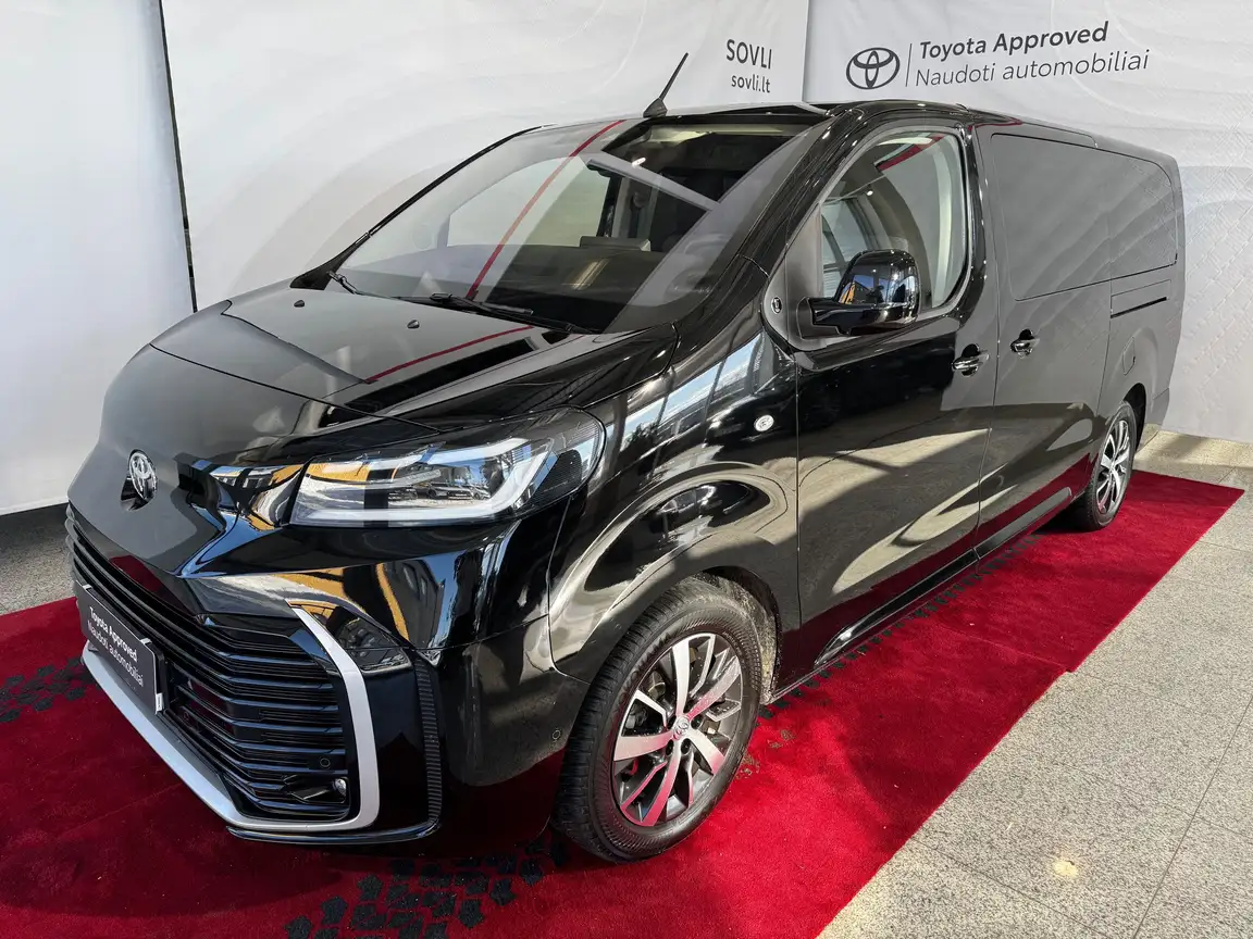 TOYOTA PROACE