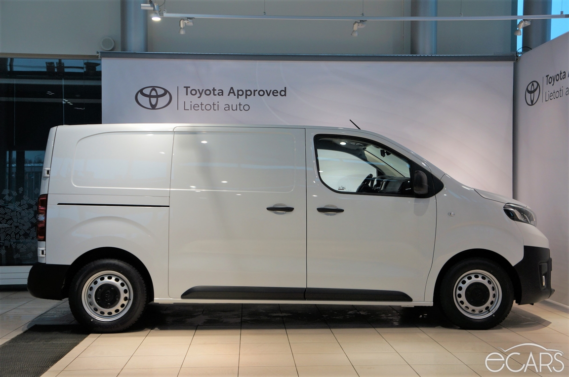 TOYOTA PROACE