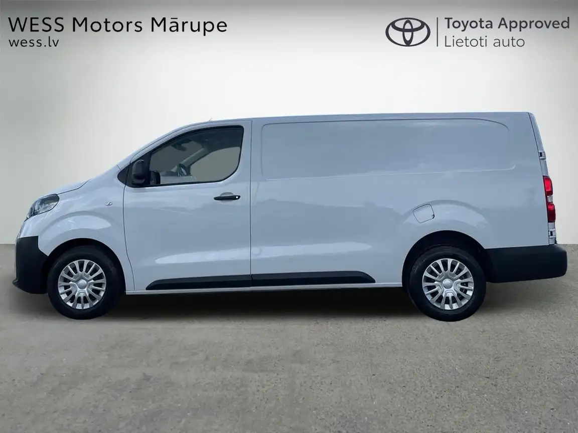 TOYOTA PROACE