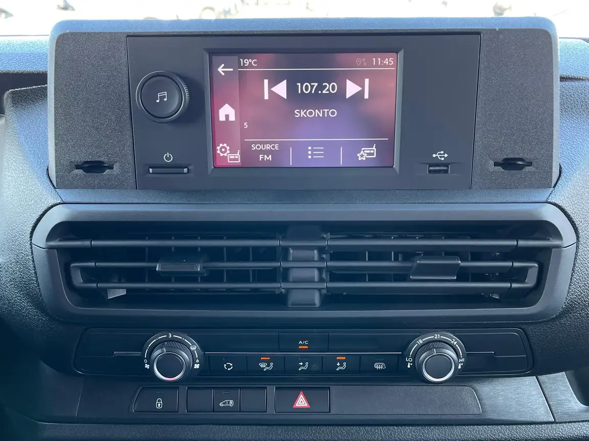 TOYOTA PROACE