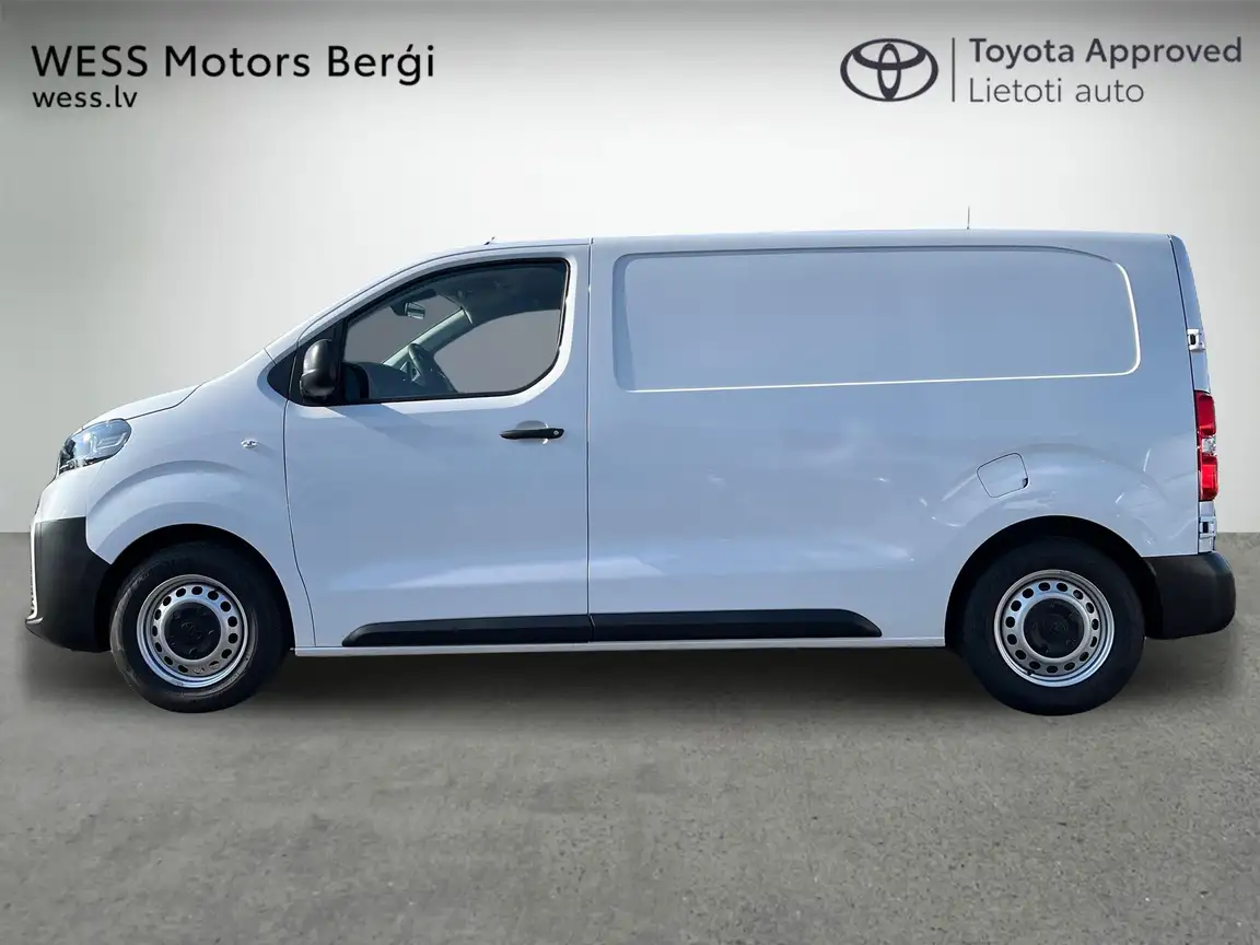 TOYOTA PROACE