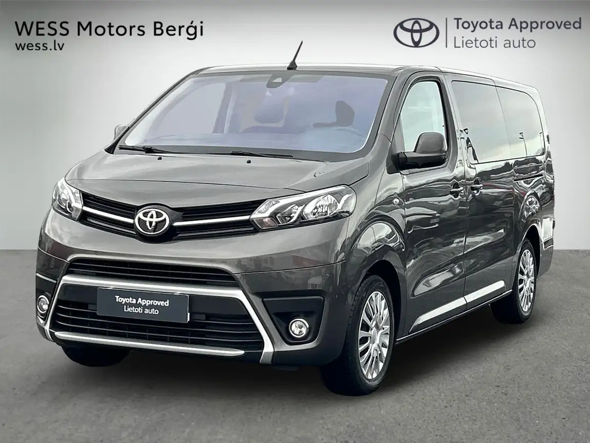 TOYOTA PROACE