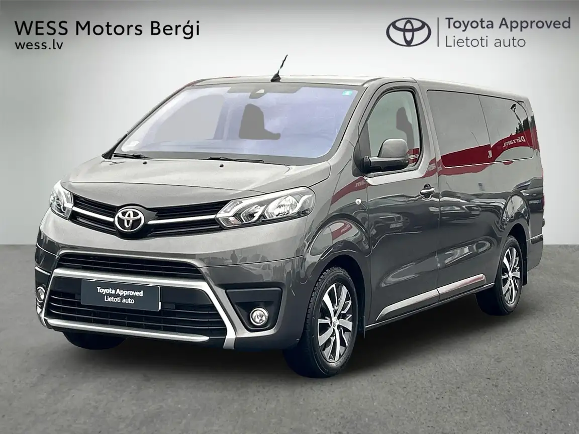 TOYOTA PROACE