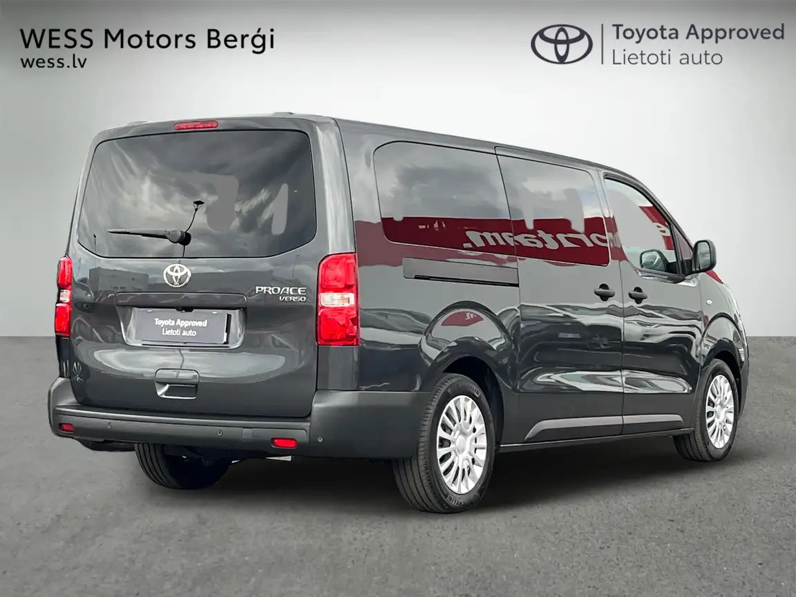TOYOTA PROACE