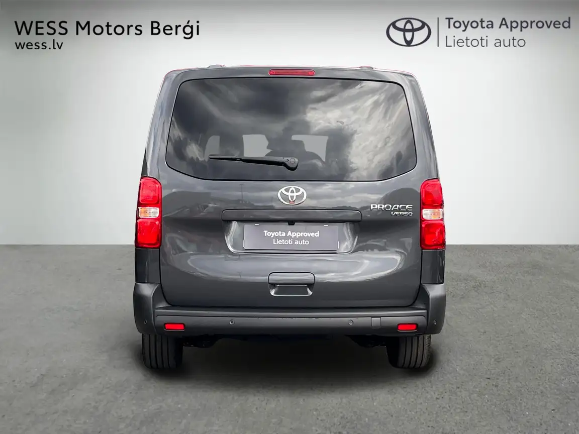 TOYOTA PROACE
