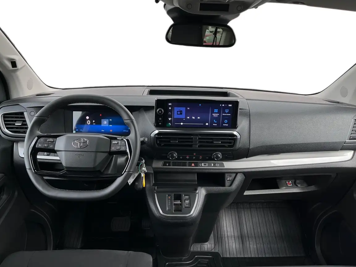TOYOTA PROACE