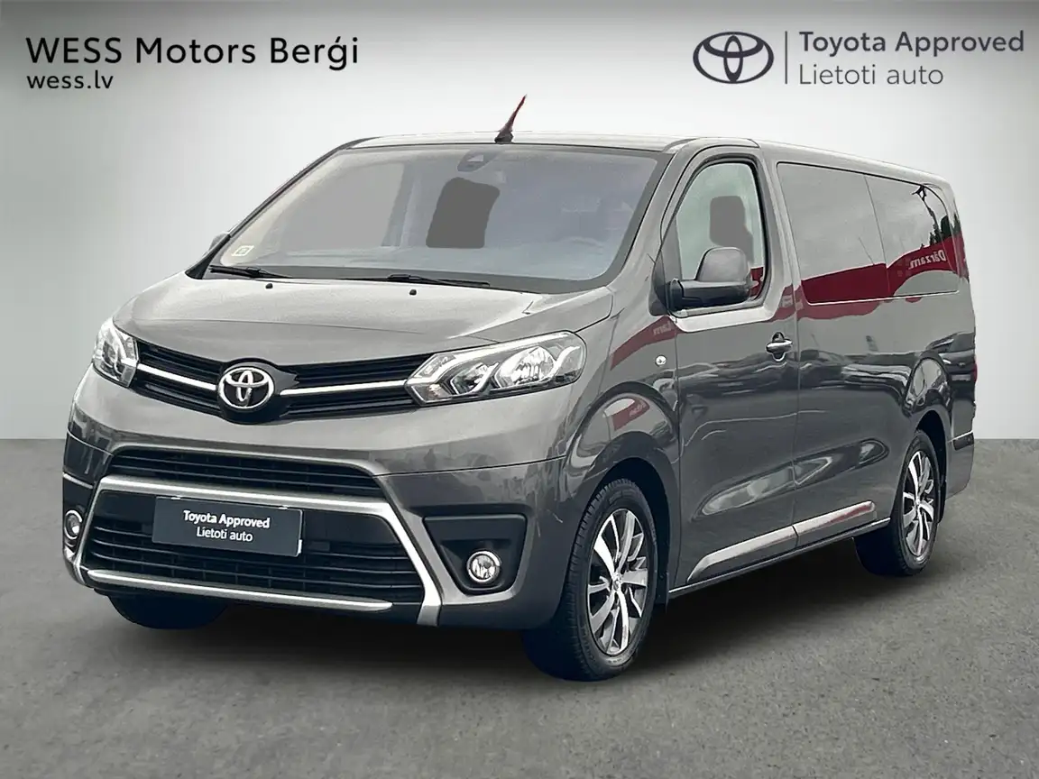 TOYOTA PROACE