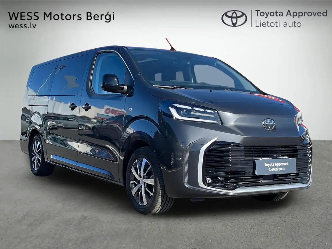 TOYOTA PROACE