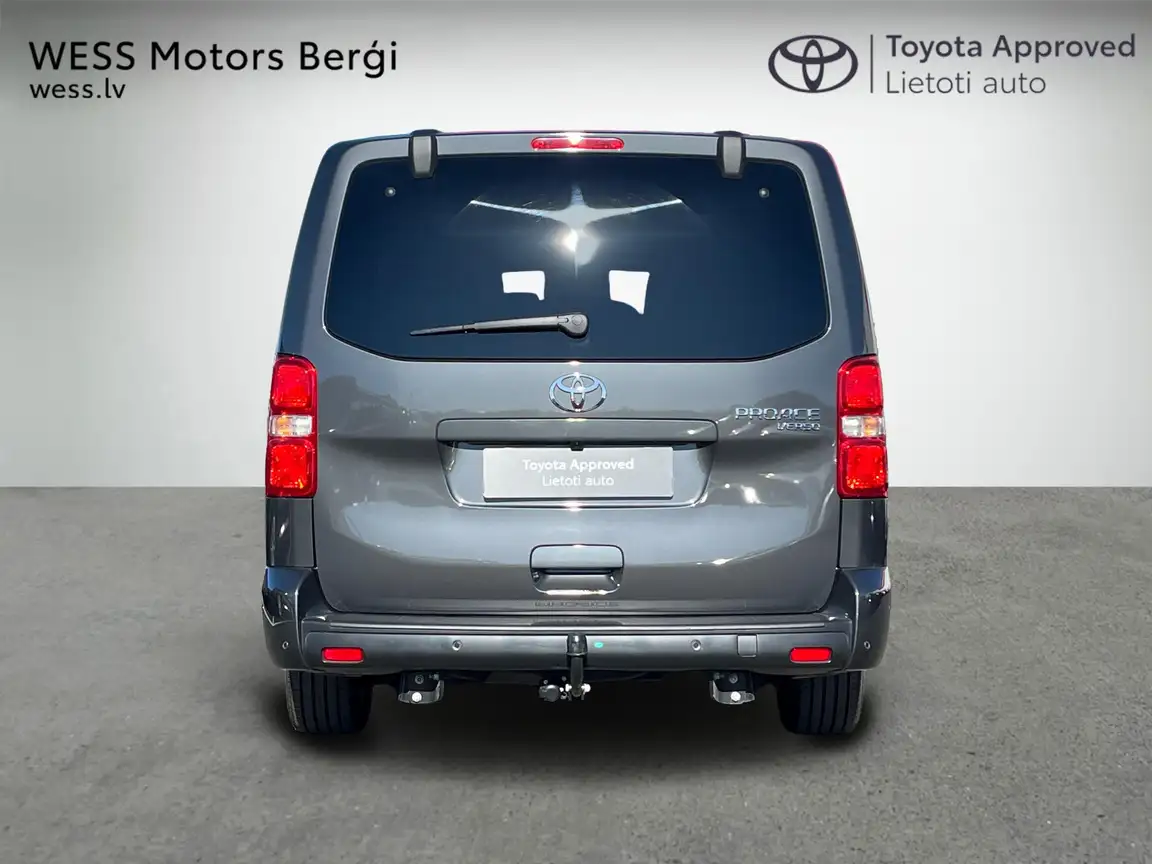 TOYOTA PROACE