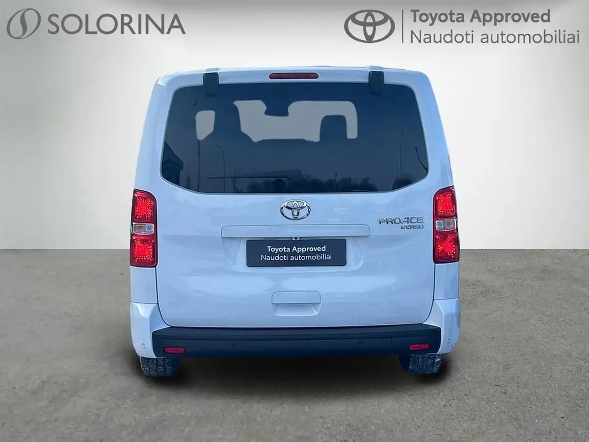 TOYOTA PROACE