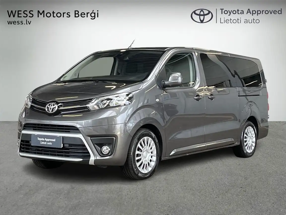 TOYOTA PROACE