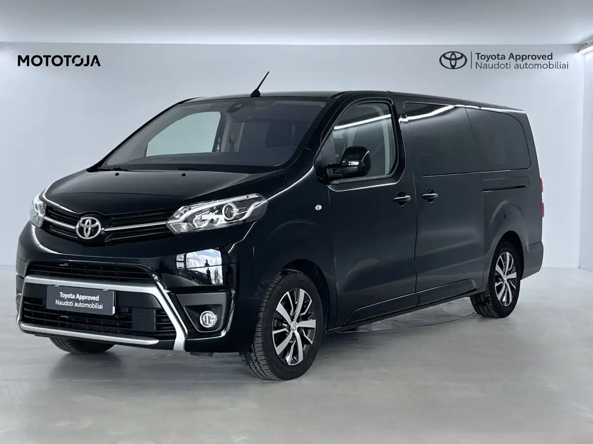 TOYOTA PROACE
