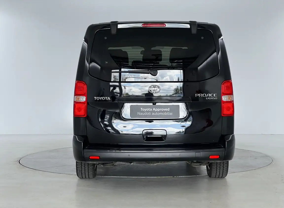 TOYOTA PROACE