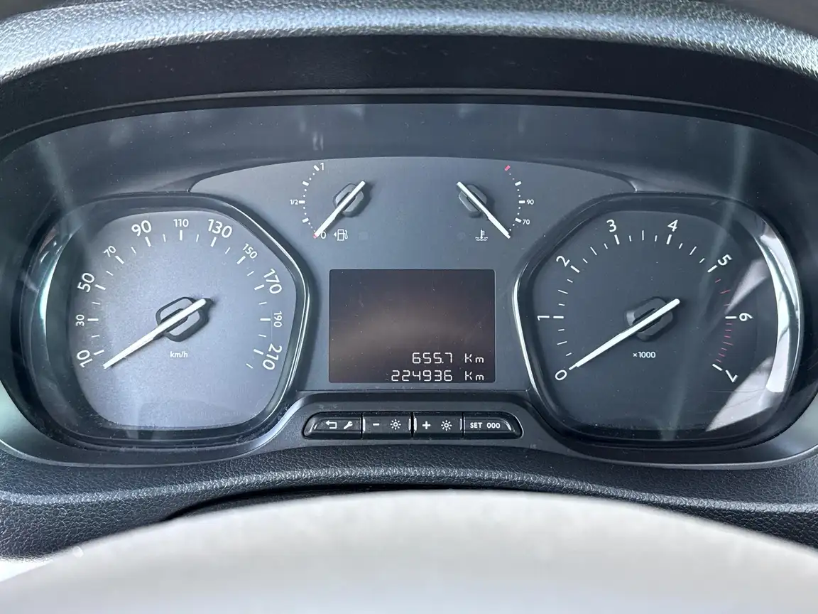 TOYOTA PROACE