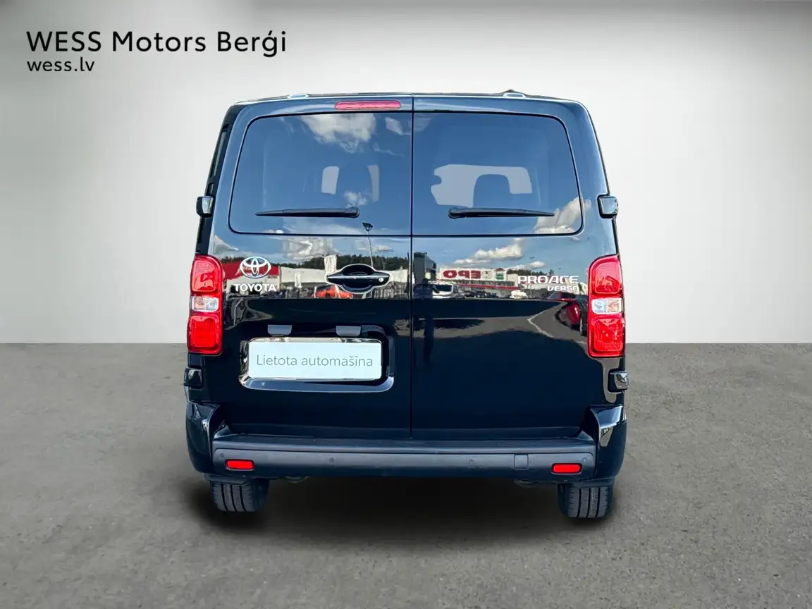 TOYOTA PROACE