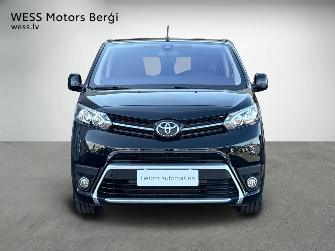 TOYOTA PROACE