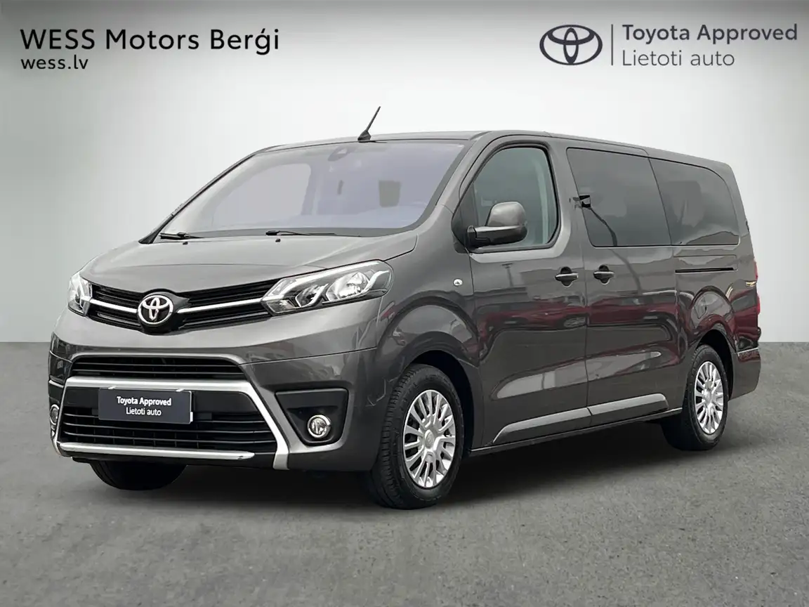 TOYOTA PROACE