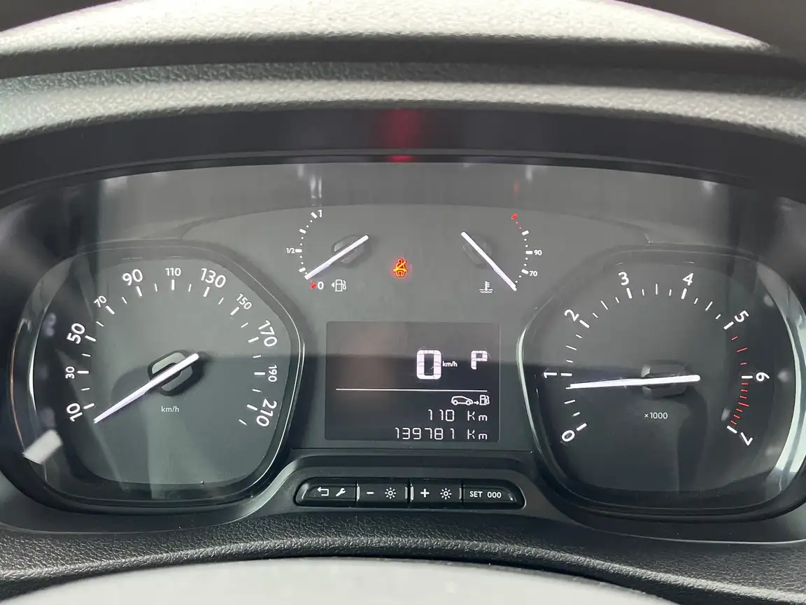TOYOTA PROACE