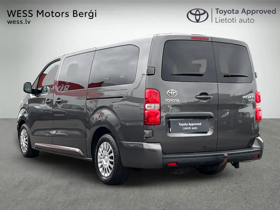 TOYOTA PROACE