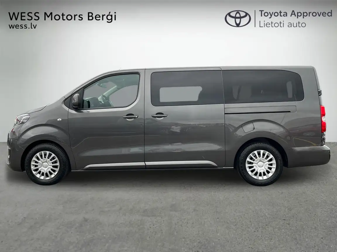 TOYOTA PROACE